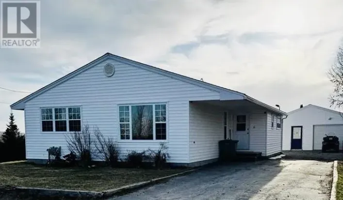 6 Seaview Crescent E, New Wes Valley