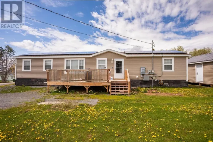 6 Spring Street, Souris