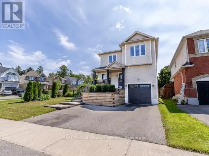 6 STEINWAY DRIVE, Scugog