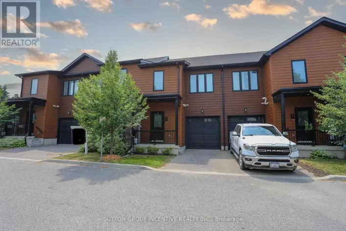 6 STONEHART LANE, Barrie