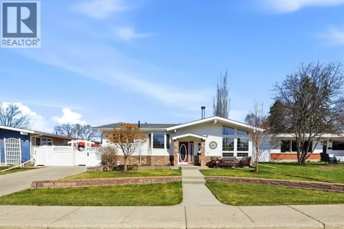 6 Sydney Close, Red Deer