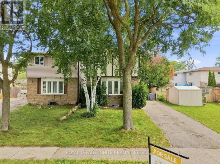 House for sale: 6 UPTON CRESCENT, Guelph
