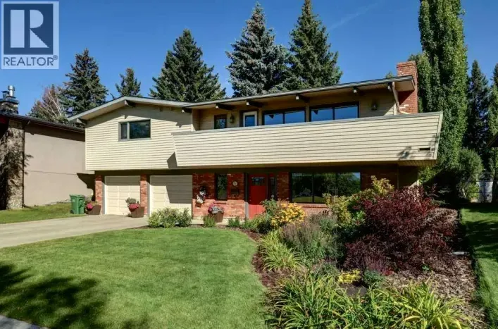 House for sale: 6 Vardana Place NW, Calgary