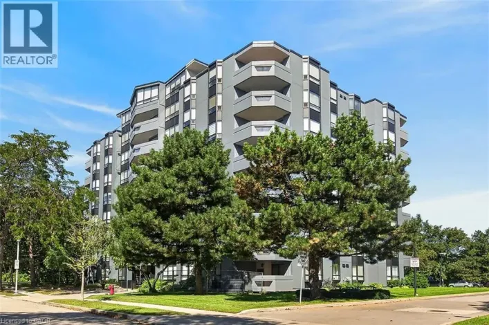 6 VILLAGE GREEN Boulevard Unit# 202, Stoney Creek