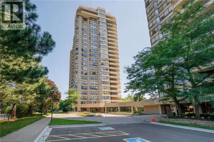 6 WILLOW Street Unit# 802, Waterloo