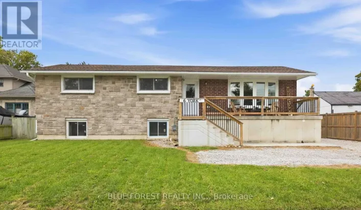 6 YORK STREET, Lambton Shores
