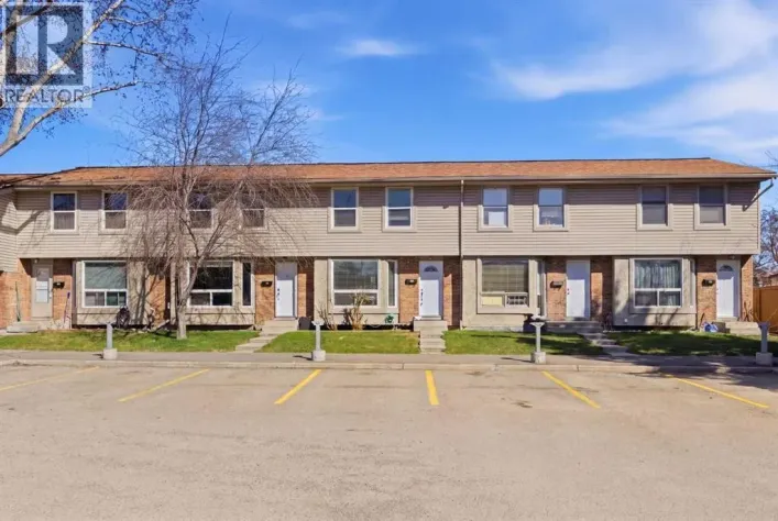 60, 123 Queensland Drive SE, Calgary
