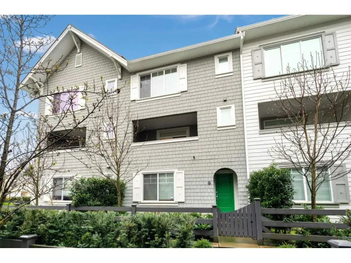 60 15487 99A AVENUE, Surrey