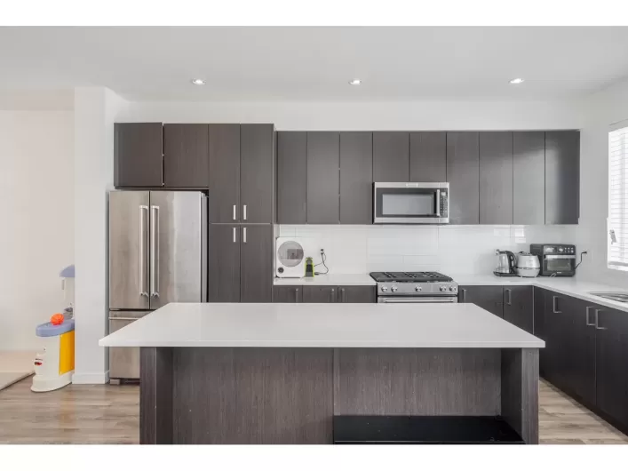 60 158 171 STREET, Surrey