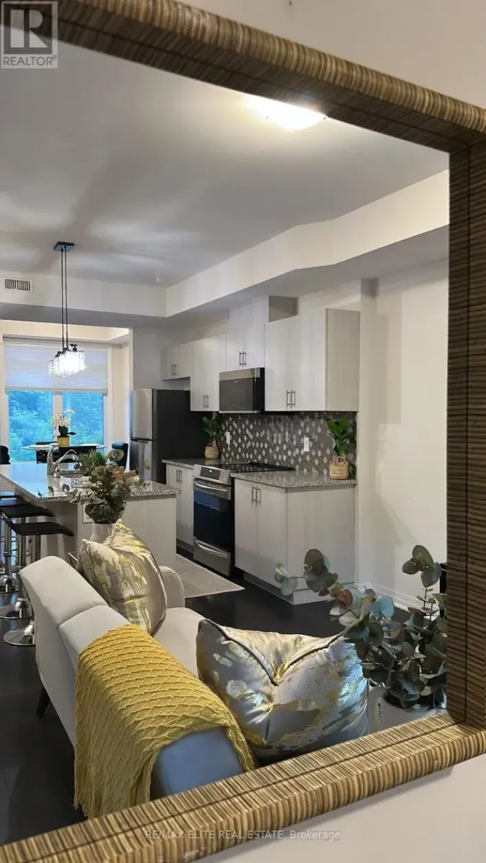 60 - 2 WILLOW STREET, Brant