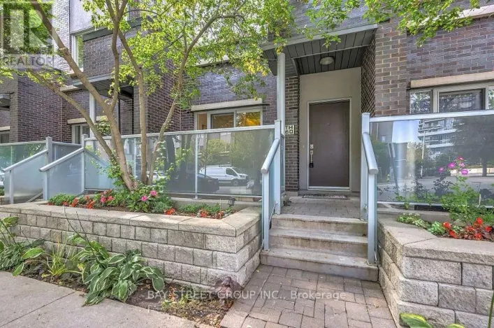 60 - 295 VILLAGE GREEN SQUARE, Toronto