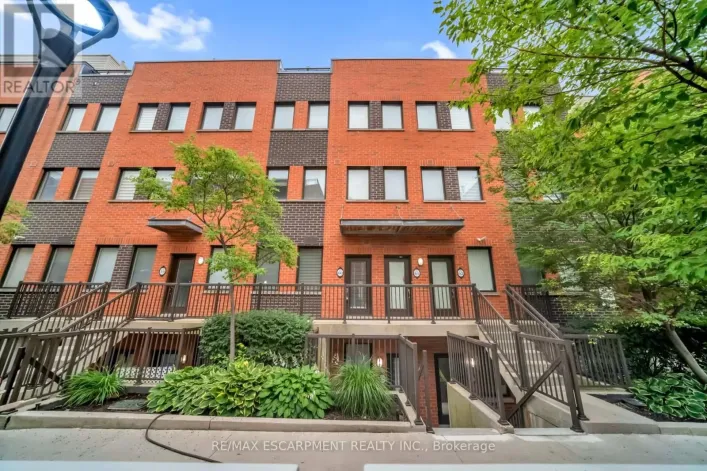 60 - 60 WINSTON PARK BOULEVARD, Toronto