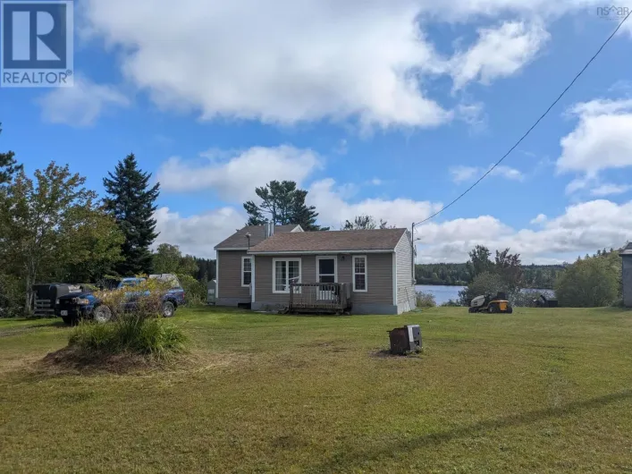 House for sale: 60 ALBA, ORANGEDALE Road W, Orangedale