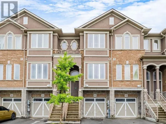 60 BLOOM CRESCENT, Hamilton