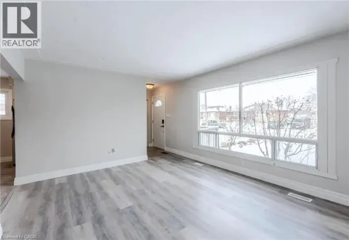 60 BURFIELD Avenue Unit# 1, Hamilton