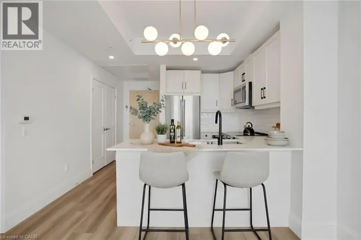 60 CHARLES Street W Unit# 1904, Kitchener