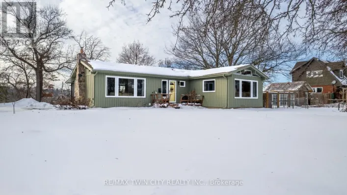 60 CURTIS AVENUE S, Brant