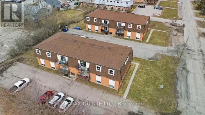 60 ELGIN STREET, Belleville