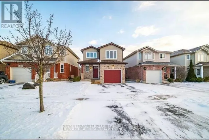 60 EVERGLADE CRESCENT, Kitchener