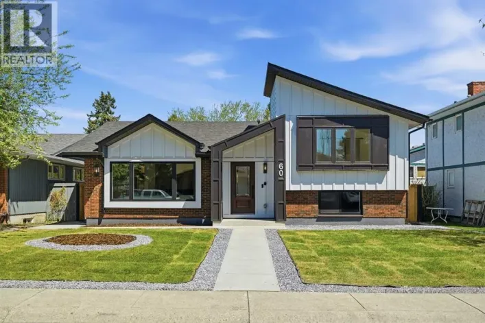 60 Lake Lucerne Close SE, Calgary