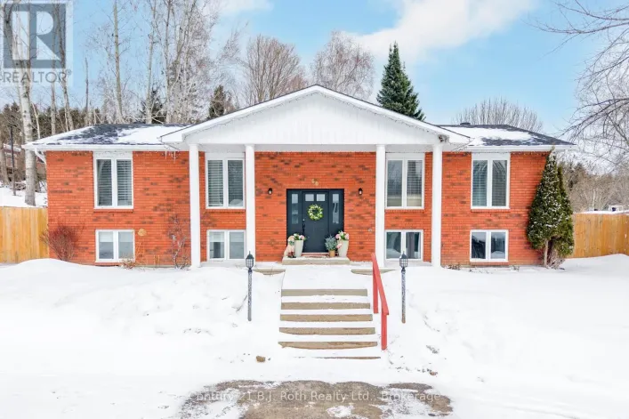 60 LEPAGE DRIVE, Penetanguishene