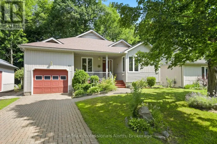 60 PINERIDGE GATE, Gravenhurst)