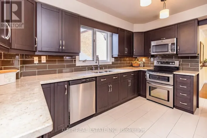 60 SCOTT STREET, Brampton