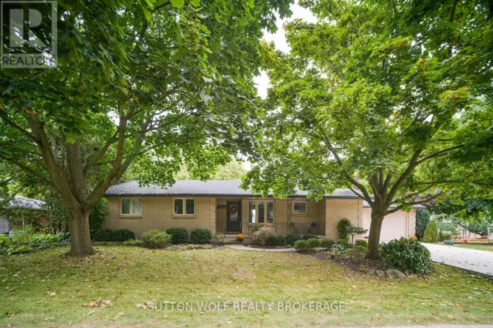 60 SUNSET AVENUE, Warwick