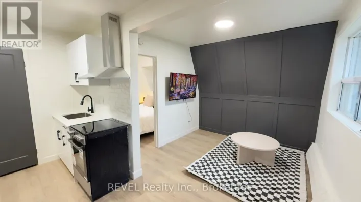 60 TRILLER AVENUE N, Toronto