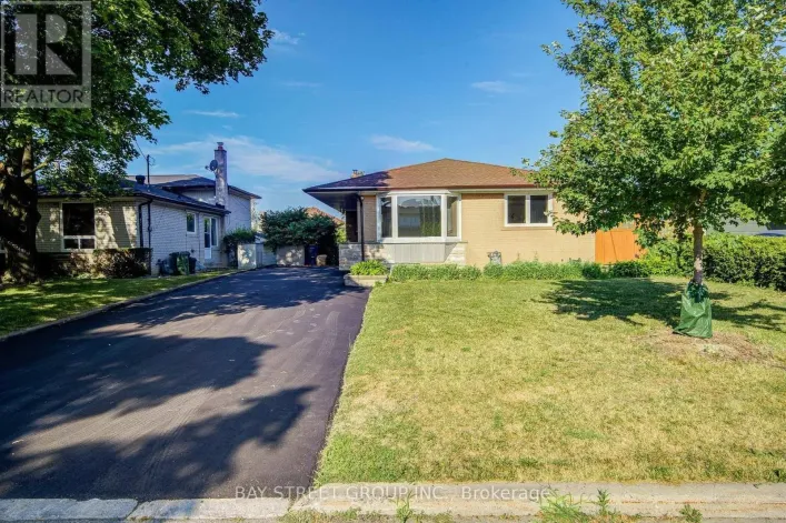 60 WARNER AVENUE, Toronto