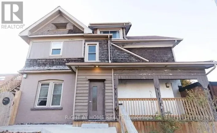 600 FENNELL AVENUE E, Hamilton