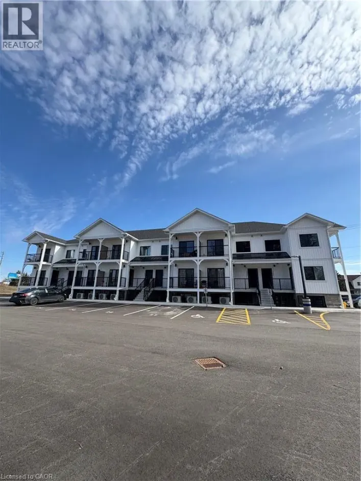 600 NORFOLK Street Unit# 105, Simcoe