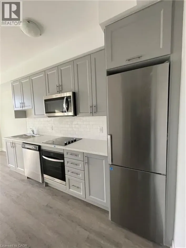 600 NORTH SERVICE Road Unit# 422, Stoney Creek