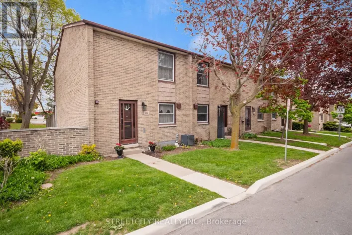 600 WONDERLAND ROAD S, London South