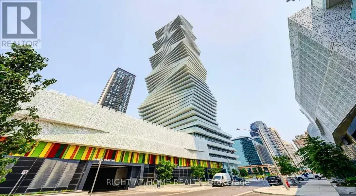 6001 - 3900 CONFEDERATION PARKWAY, Mississauga