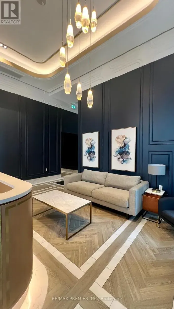 601 - 120 EAGLE ROCK WAY, Vaughan