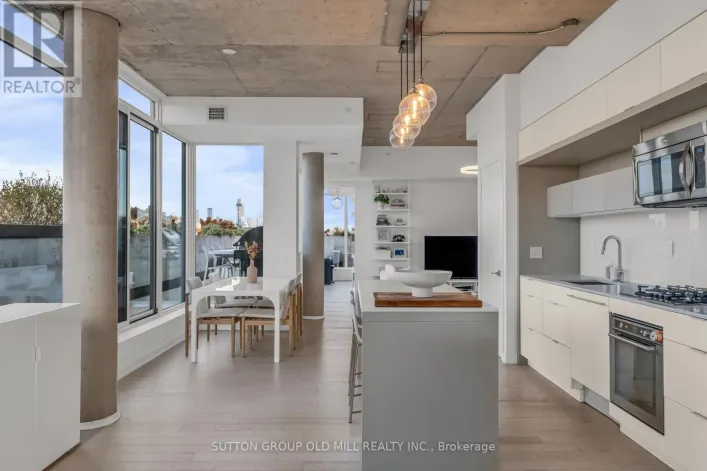 601 - 130 RUSHOLME ROAD, Toronto