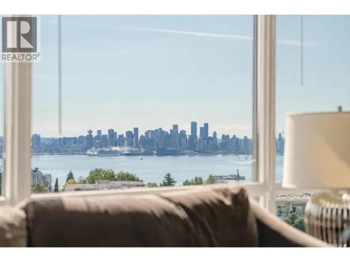 601 1320 CHESTERFIELD AVENUE, North Vancouver