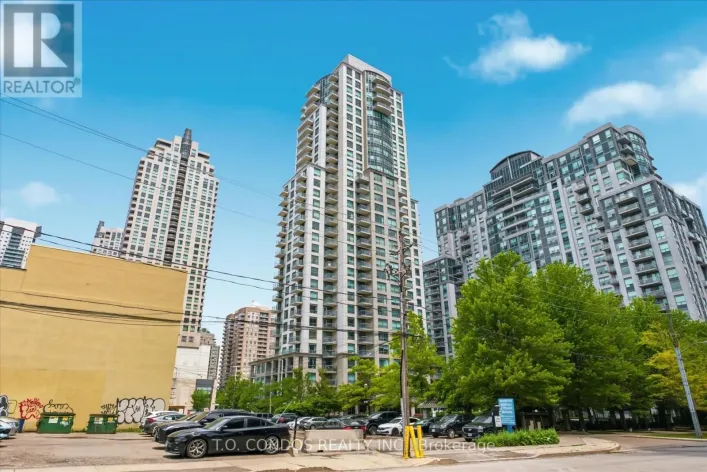 601 - 21 HILLCREST AVENUE, Toronto