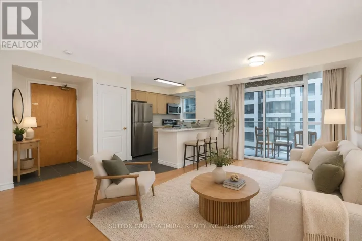 601 - 30 HAYDEN STREET, Toronto