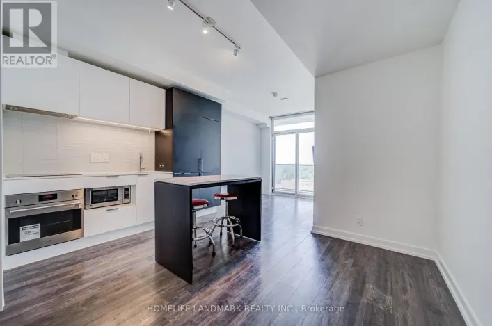 601 - 33 HELENDALE AVENUE, Toronto