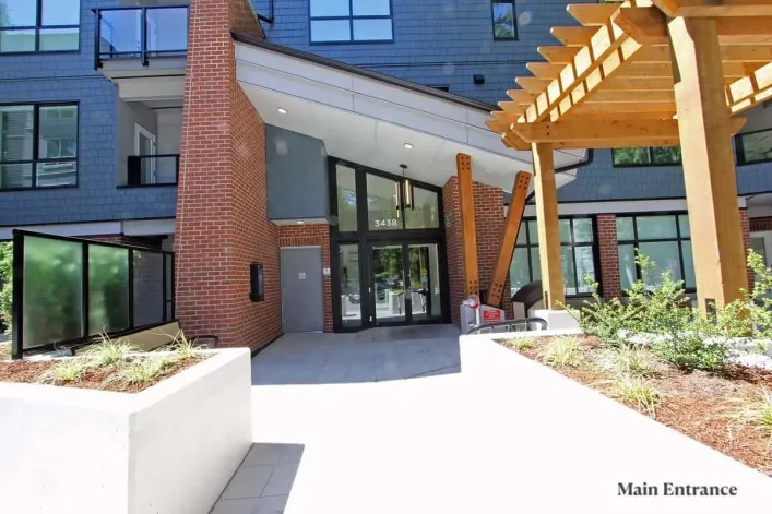 601 3438 146A STREET, Surrey