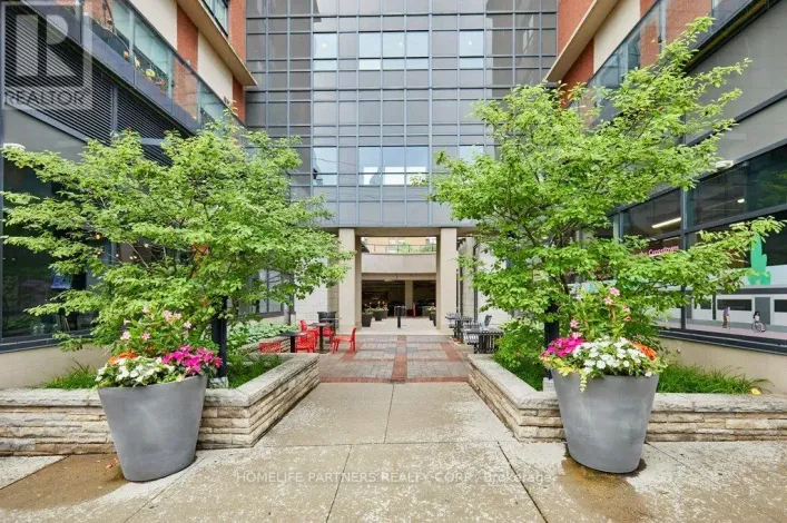 601 - 35 FONTENAY COURT, Toronto
