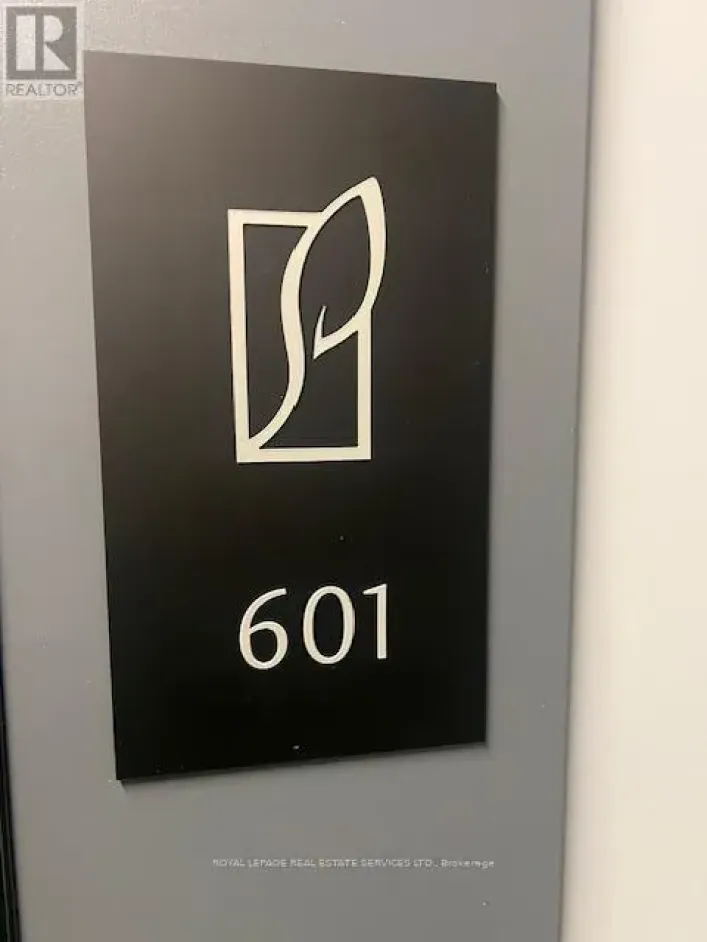 601 - 430 SQUARE ONE DRIVE, Mississauga