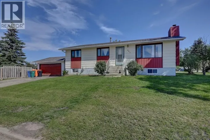 601 6 Avenue, Beaverlodge