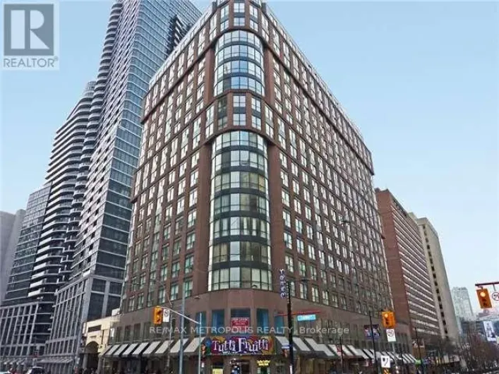 601 - 7 CARLTON STREET, Toronto