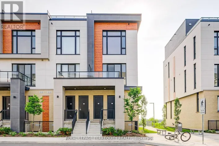 601 - 7 STECKLEY HOUSE LANE, Richmond Hill