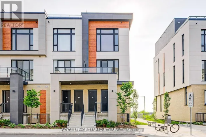 601 - 7 STECKLEY HOUSE LANE, Richmond Hill