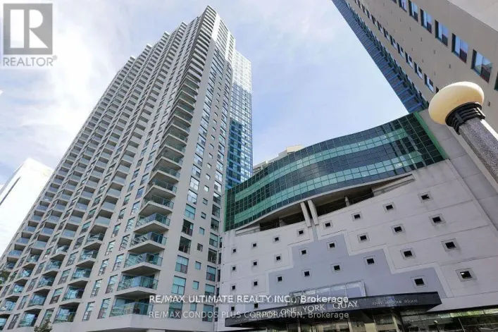 Apartment for sale: 601 - 77 HARBOUR SQUARE, Toronto