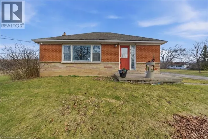 601 YORK Road, Dundas